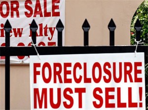 Foreclosures are making some victims while others escape